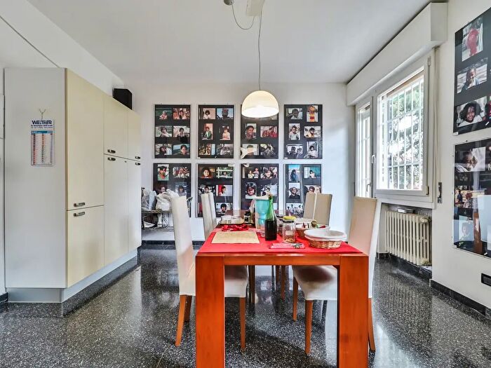 Appartamento quadrilocale in vendita in Via Mariani, Bologna