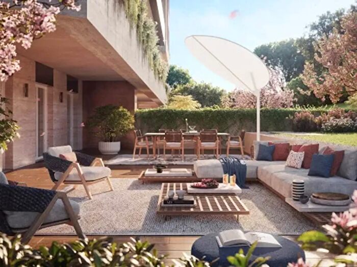 Appartamento quadrilocale in vendita in Viale delle Provincie, Roma