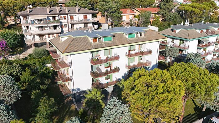 Appartamento trilocale in vendita in Via Santa Cecilia, San Benedetto Del Tronto