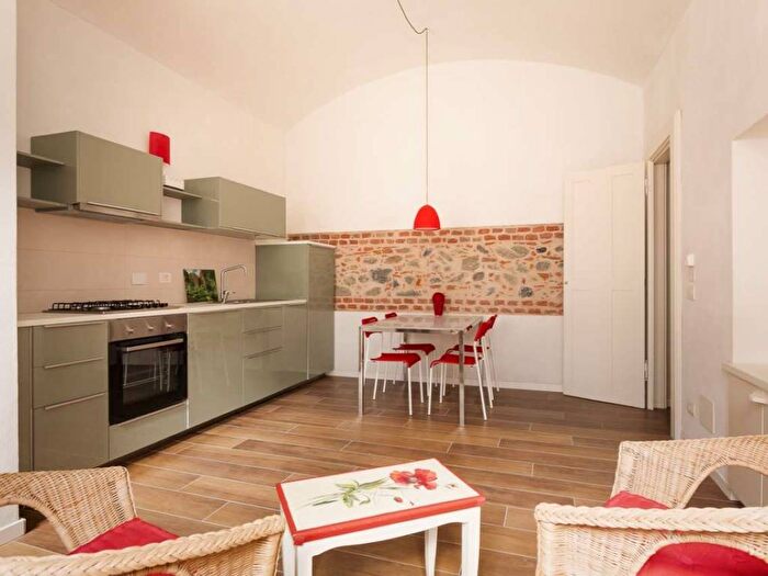 Appartamento bilocale in affitto in via dei Mille, Via della Rocca, Torino