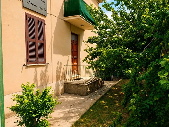 Appartamento con 5 locali in vendita in Terni