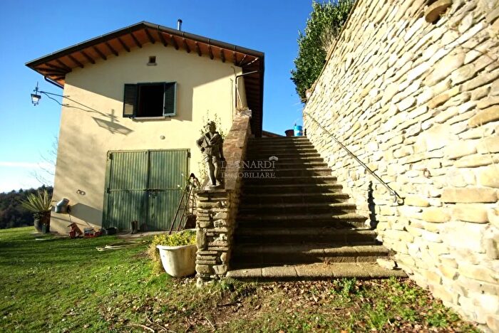 Casa con 5 locali in vendita in San Giustino