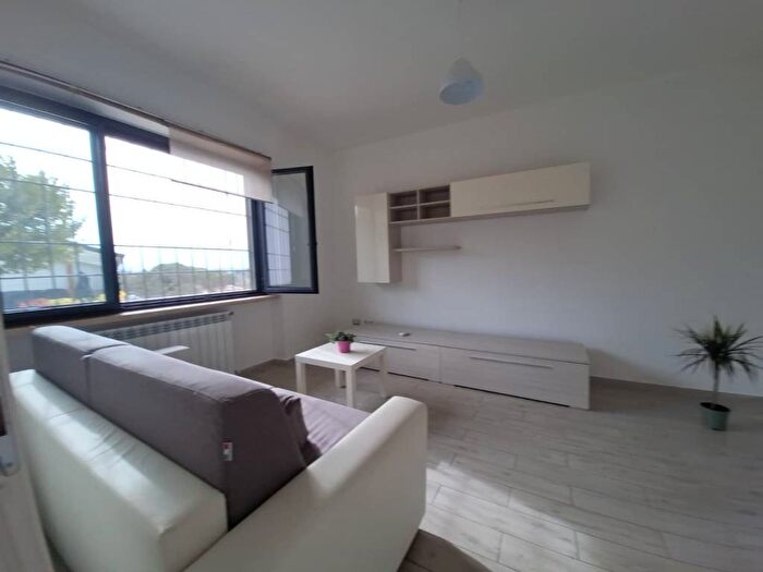 Appartamento trilocale in affitto in Via Casilina Nord, Tribunale, Frosinone