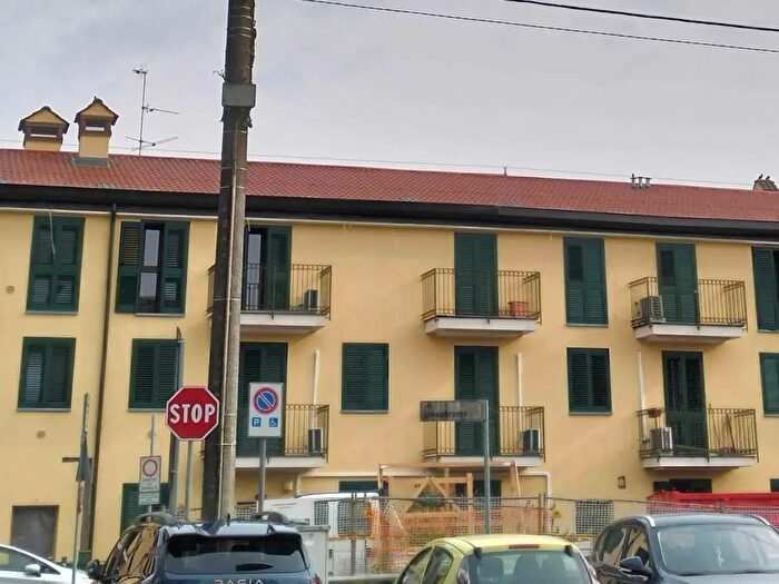 Appartamento trilocale in vendita in Via Rimembranze, Landriano