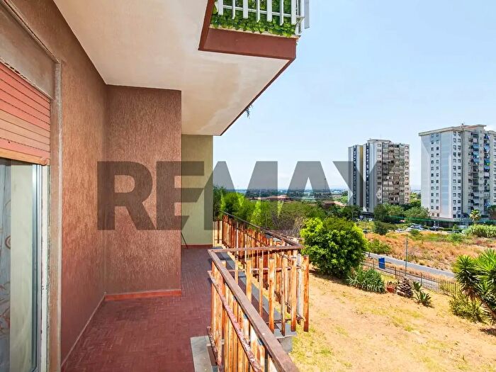 Appartamento con 6 locali in vendita in Viale Nitta a, Catania