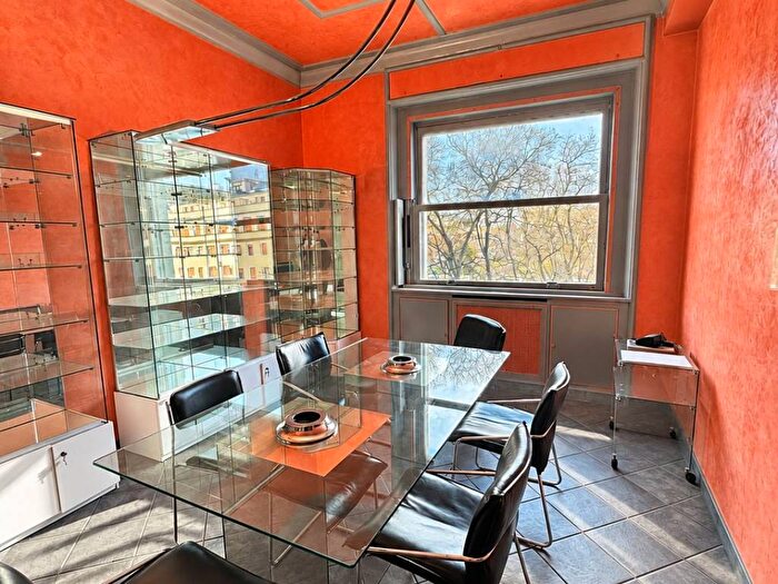 Casa trilocale in affitto in Piazza Luigi di Savoia, Centrale, Milano