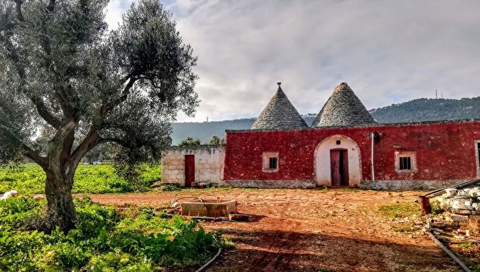 Casa quadrilocale in vendita in Fasano