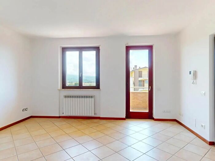 Appartamento trilocale in vendita in Via dell'Aerostato, Perugia