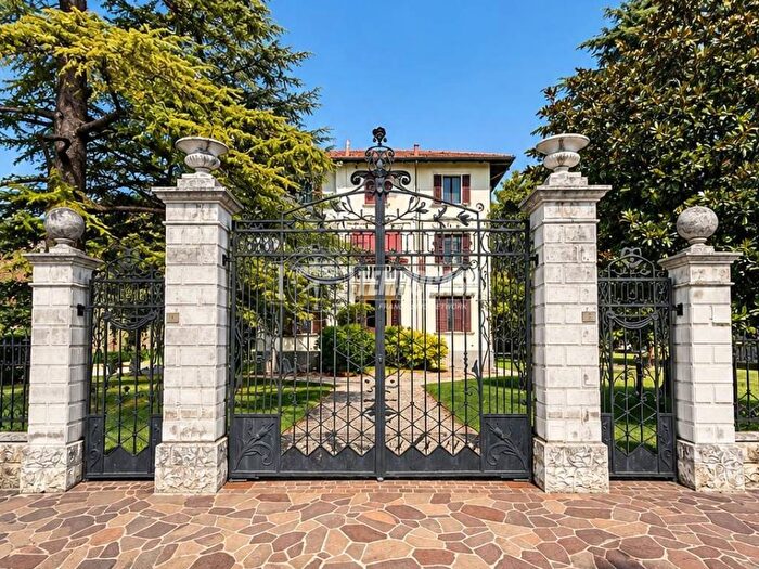 Appartamento trilocale in vendita in Via Noventa, Centro, San Donà di Piave