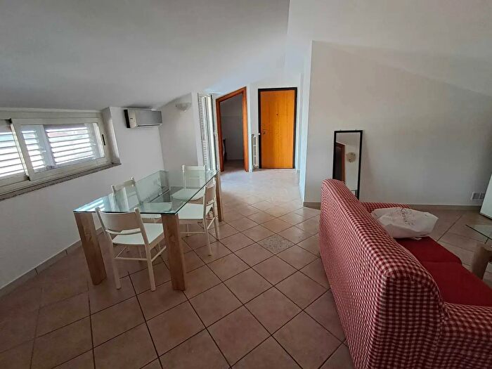 Appartamento trilocale in affitto in Ragusa