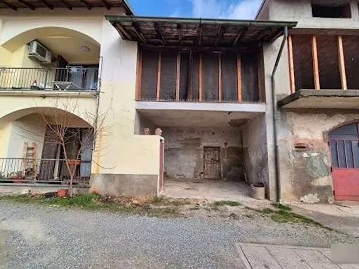 Casa bilocale in vendita in Via Montegrappa, Fenegro