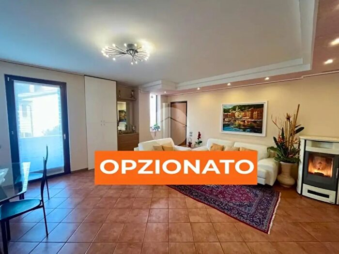 Appartamento quadrilocale in vendita in Via Traversa Castello, Rivoli Veronese