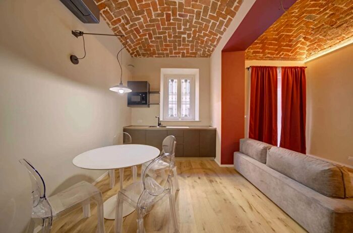 Appartamento trilocale in affitto in Via dei Mille Torino, Torino