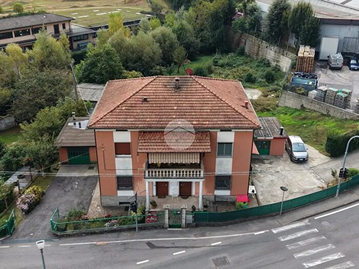 Casa con 5 locali in vendita in Porzione Bifamiliare Via G Quarenghi, Villongo