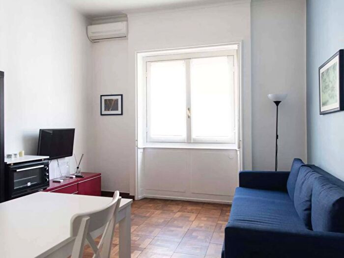Appartamento bilocale in affitto in Via Cipro, Porta Vittoria, Milano