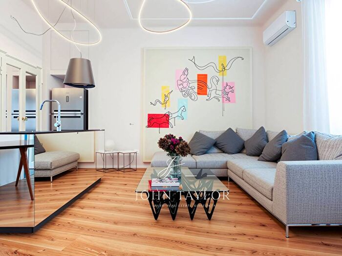 Appartamento con 5 locali in affitto in Via Plinio, Morgagni, Milano