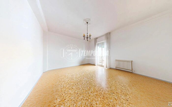 Appartamento trilocale in vendita in Via Giosuè Carducci, Noicattaro