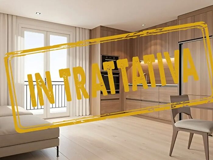 Appartamento trilocale in vendita in Via Milite Ignoto, Albenga