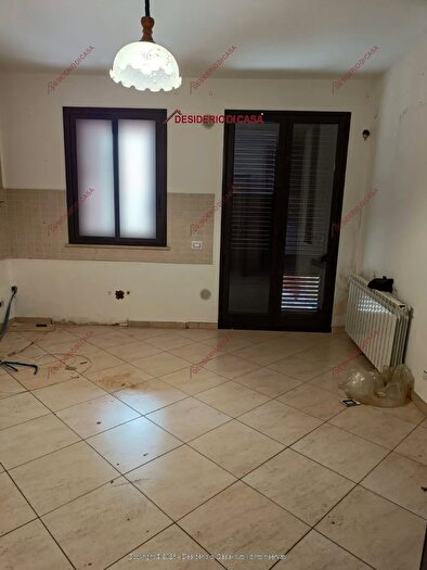 Appartamento trilocale in vendita in Via Monsignor Francesco Paolo Evola Terrasini, Terrasini