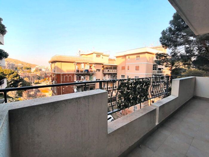 Appartamento trilocale in affitto in Strada Panoramica dello Stretto, Litoranea Panoramica, Messina