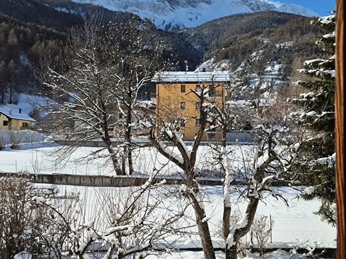 Appartamento quadrilocale in vendita in Viale Betulle, Oulx