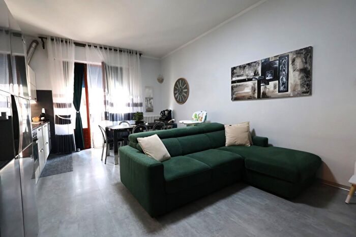 Appartamento quadrilocale in vendita in Ellegro Suali, Poggibonsi