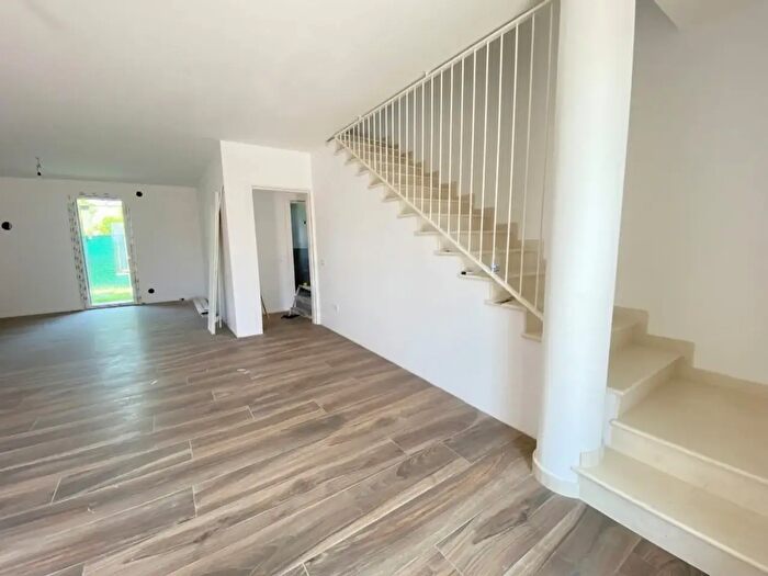 Casa quadrilocale in vendita in Via Caltana, Campodarsego