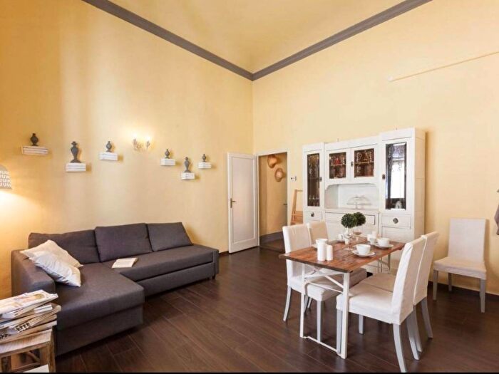 Appartamento trilocale in affitto in Via delle Caldaie, Santo Spirito, Firenze