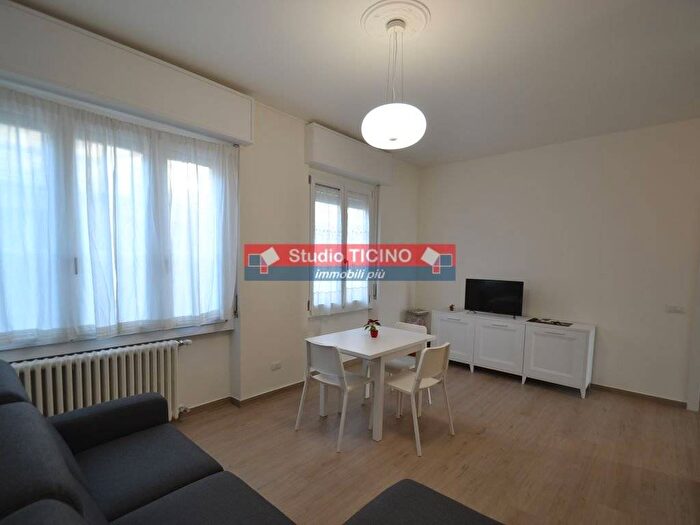 Appartamento trilocale in affitto in Via Amerigo Vespucci, Flora, Legnano