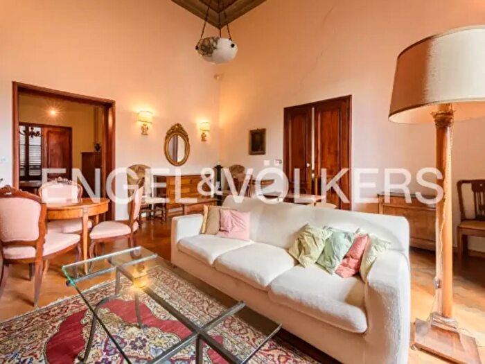 Appartamento con 6 locali in vendita in Via Vittorio Emanuele II, Firenze
