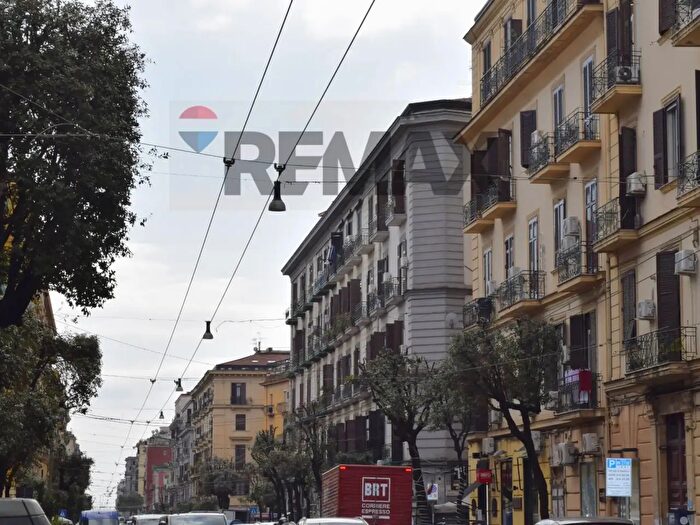 Appartamento quadrilocale in vendita in Napoli