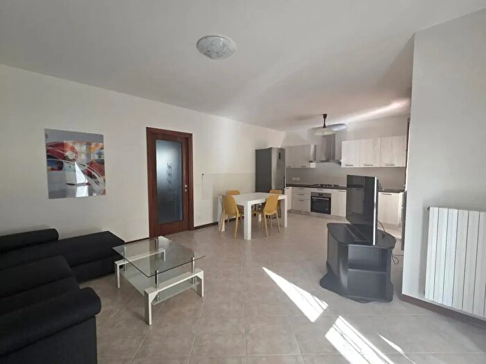 Appartamento trilocale in affitto in Via San Pio X, Abano Terme