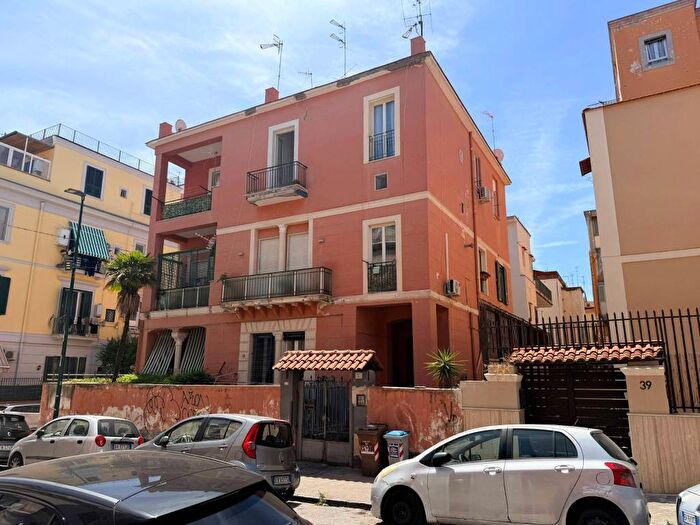 Appartamento monolocale in affitto in Via Eurialo, Bagnoli, Napoli