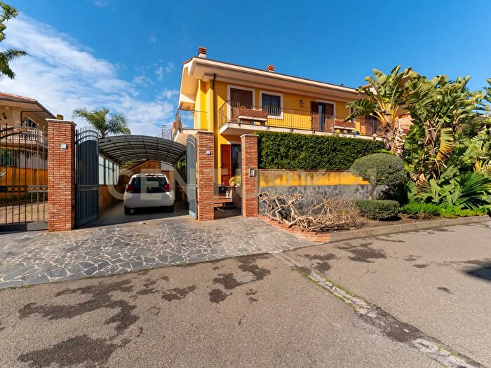 Casa quadrilocale in vendita in Via N Martoglio, San Gregorio Di Catania