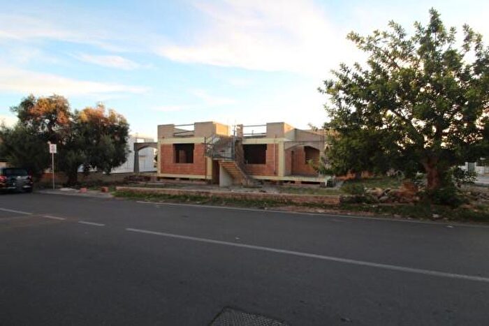 Appartamento con 6 locali in vendita in Via Giovanni Pascoli, Villa Castelli