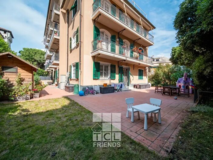Appartamento con 5 locali in vendita in alla Torre dell'Amore a, Genova