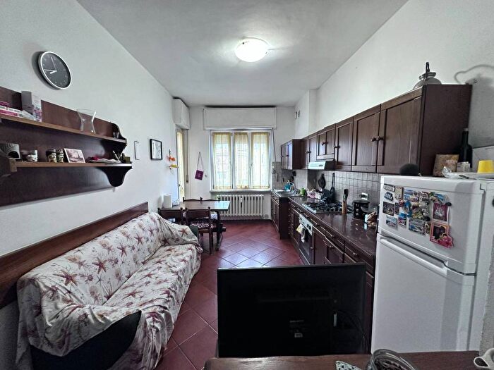 Appartamento trilocale in affitto in Via Francesco Crispi, Corso Langhe Moretta Corso Cortemilia, Alba