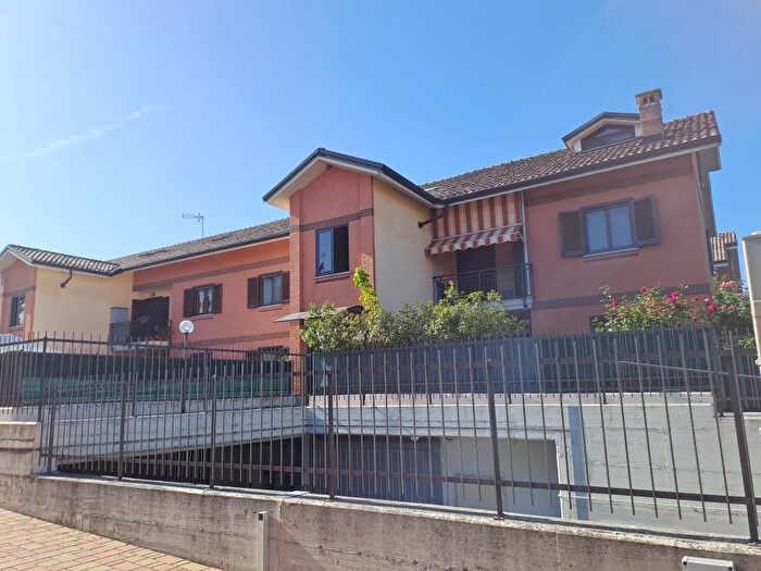 Appartamento trilocale in affitto in Via Cassagna, Centro, Pianezza