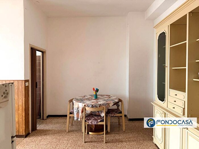 Appartamento quadrilocale in affitto in Via Silvio Pellico, Centro, Giussano