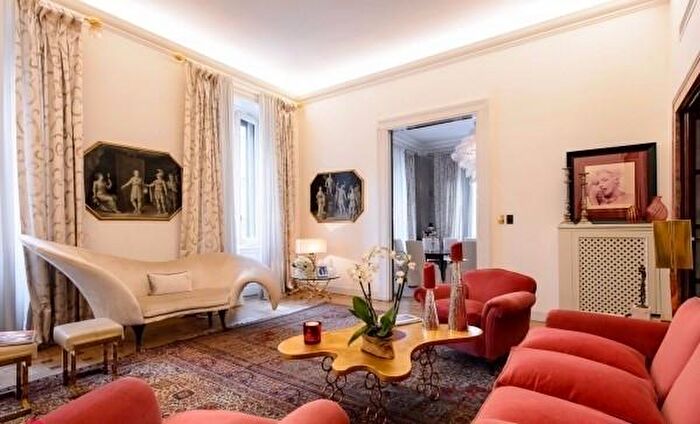 Appartamento quadrilocale in vendita in Via San Rocco, Reggio Emilia