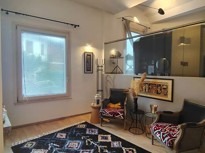 Appartamento trilocale in affitto in Via Baldassari, Ancona