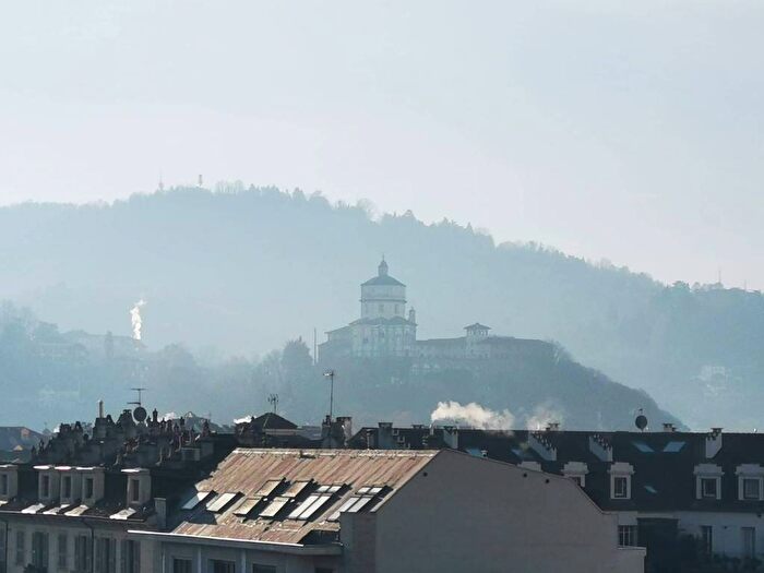 Appartamento trilocale in affitto in Corso San Maurizio, Vanchiglia, Torino