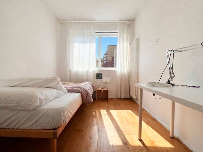 Appartamento bilocale in affitto in Via Salasco, Bocconi, Milano