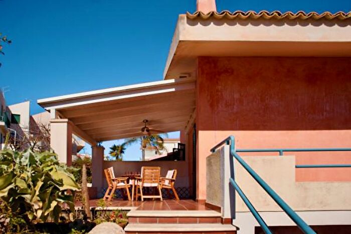 Appartamento trilocale in affitto in Via Savona, Ragusa