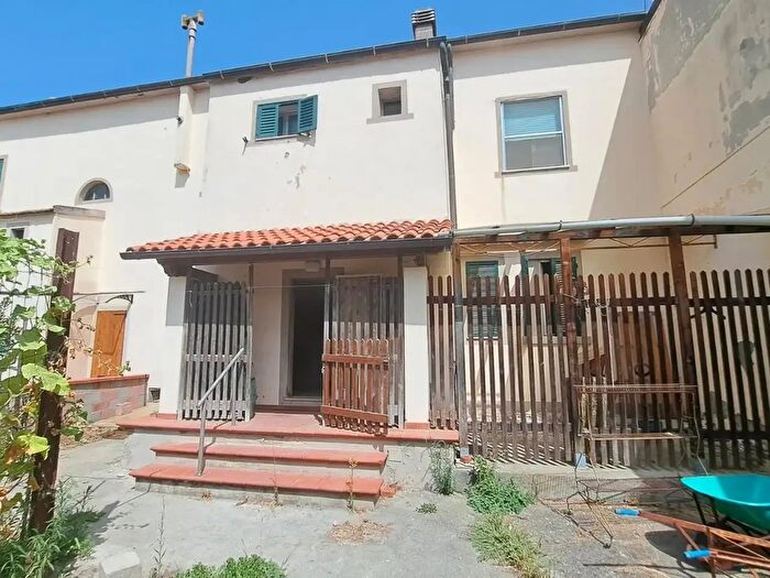 Appartamento con 5 locali in vendita in Rosignano Marittimo