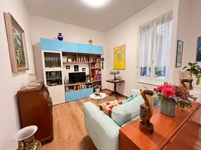 Appartamento quadrilocale in affitto in Via Merano, Genova