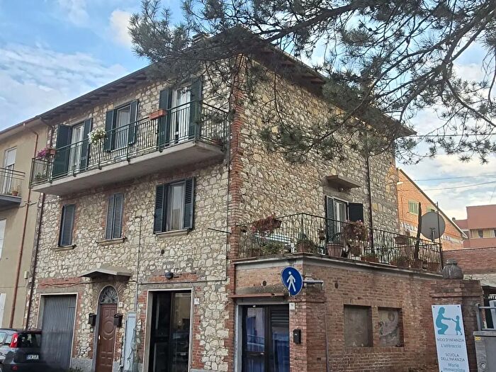 Appartamento quadrilocale in vendita in Strada Ponte d'Oddi San Marco, Perugia