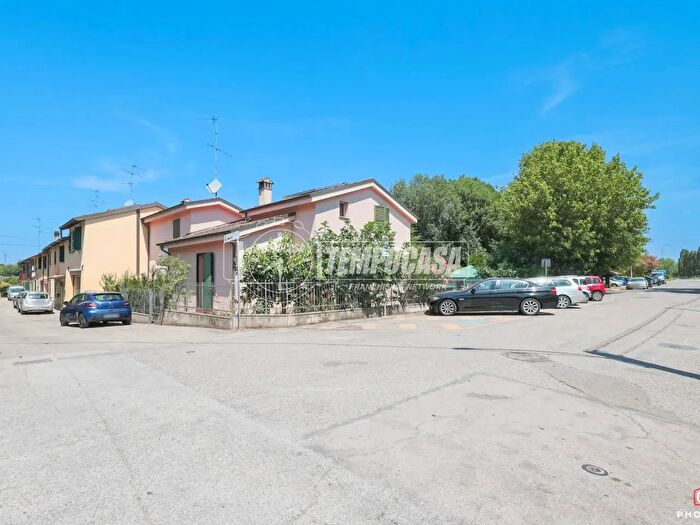 Appartamento trilocale in vendita in Via G Nardi, Imola
