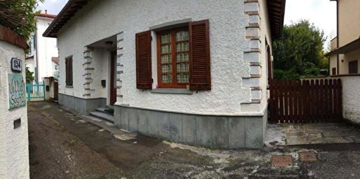 Casa con 5 locali in affitto in Forte Dei Marmi