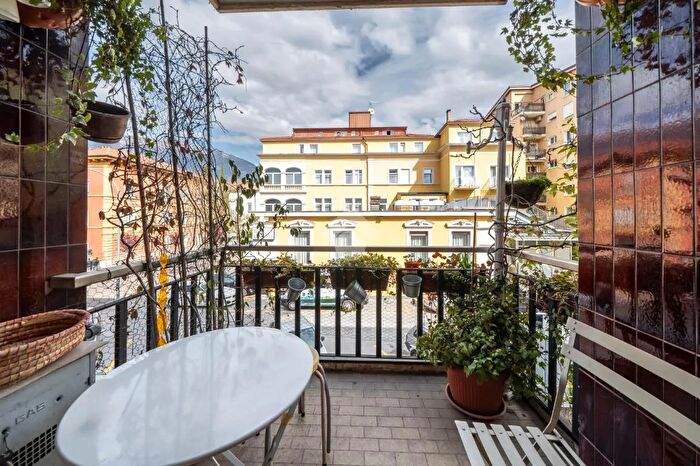 Appartamento quadrilocale in vendita in Via G Tacchi, Rovereto